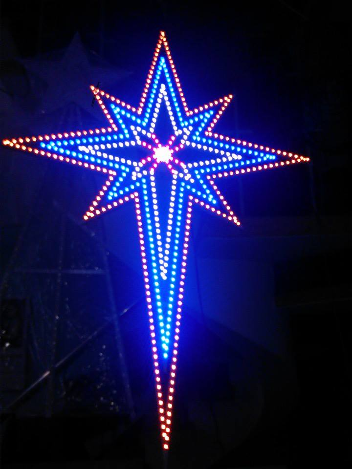 Đèn LED ngôi sao Giáng sinh mang trong vẻ đẹp thiêng liêng