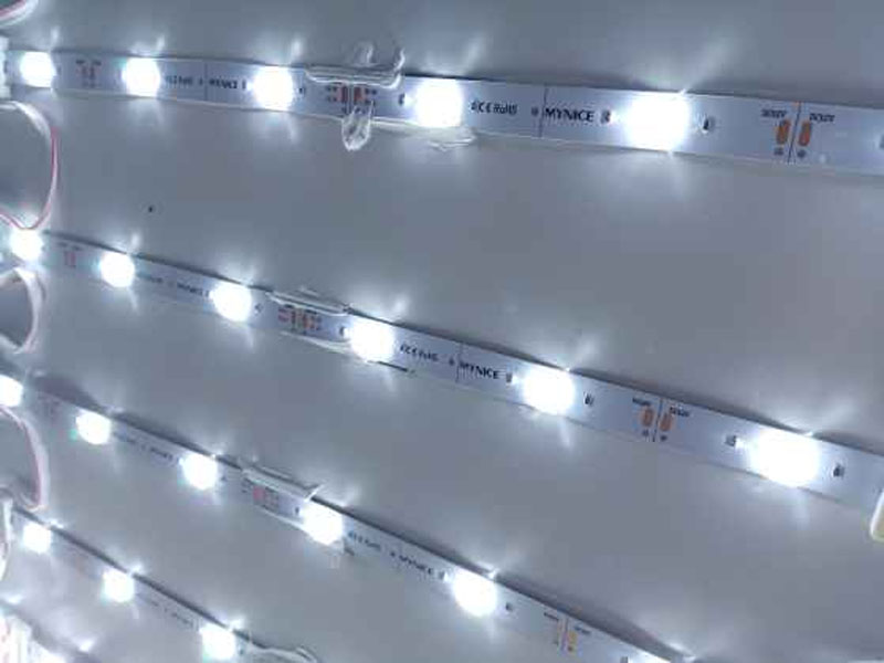 Led thanh nhôm trang trí nhà đẹp nhất hiện nay