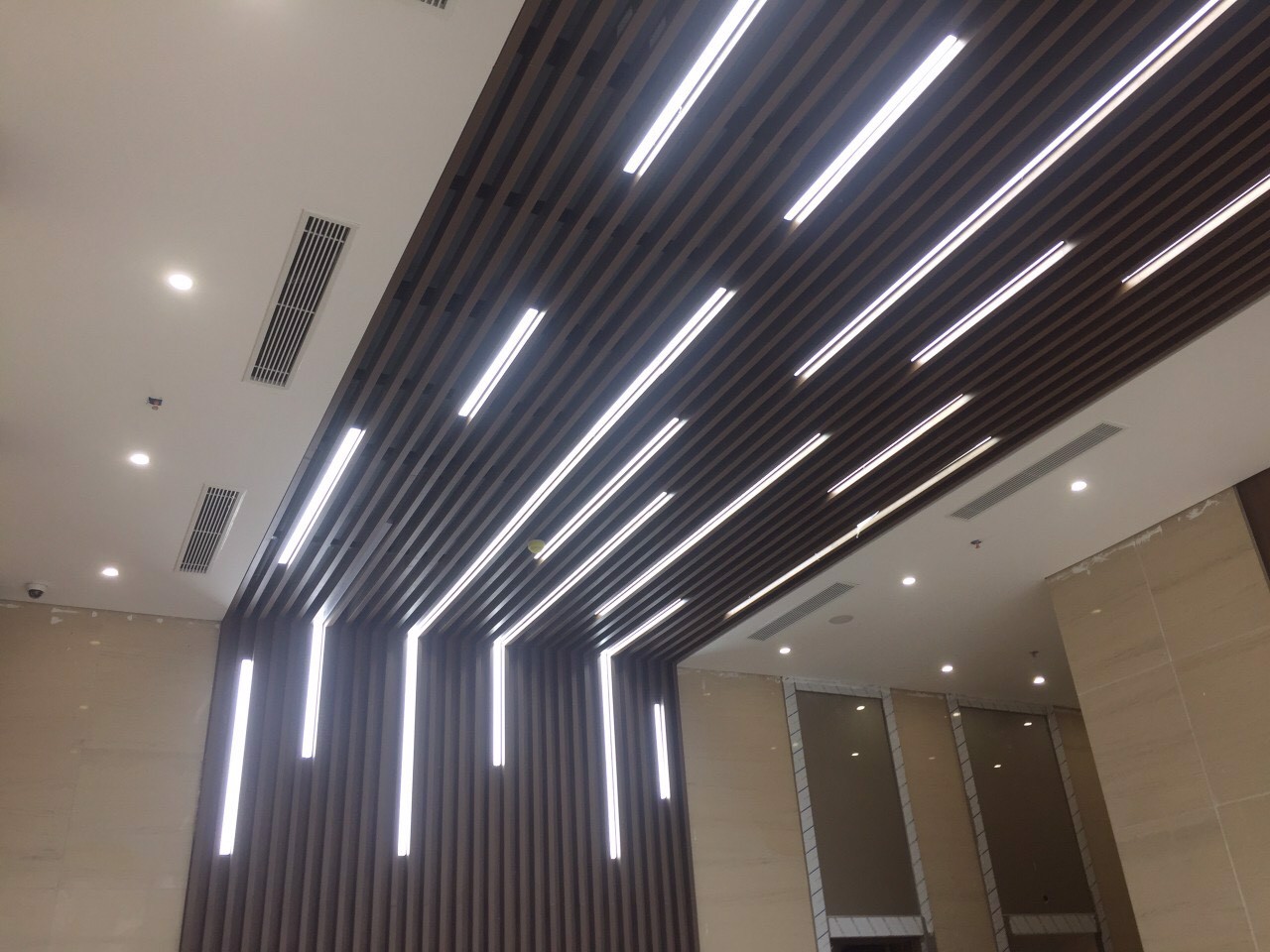 Led thanh nhôm trong nhà dùng trang trí Led thanh nhôm trong nhà dùng trang trí